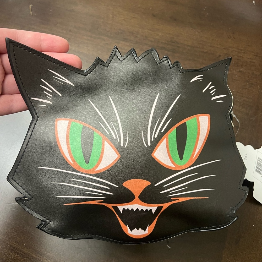 Vintage looking Black Cat Face crossbody